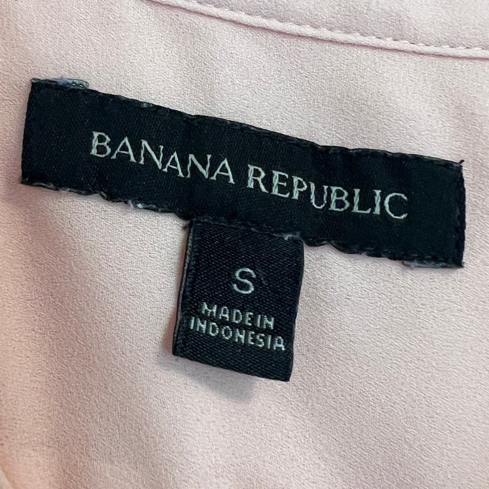 Banana Republic Sleeveless Ruffle-Placket Blouse Luminous Peach Size Small - Picture 7 of 11